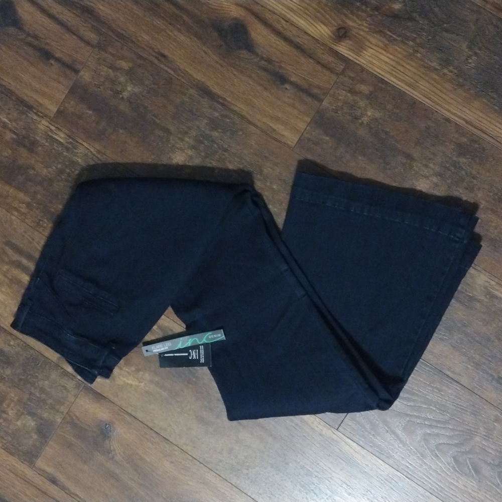 INC Flare Leg